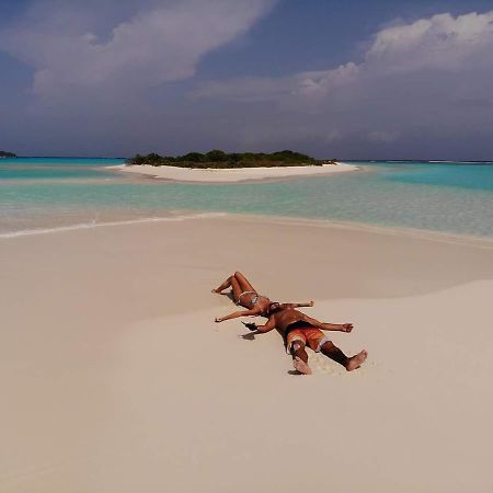 Surfretreat Hotell Bodufolhudhoo Exteriör bild