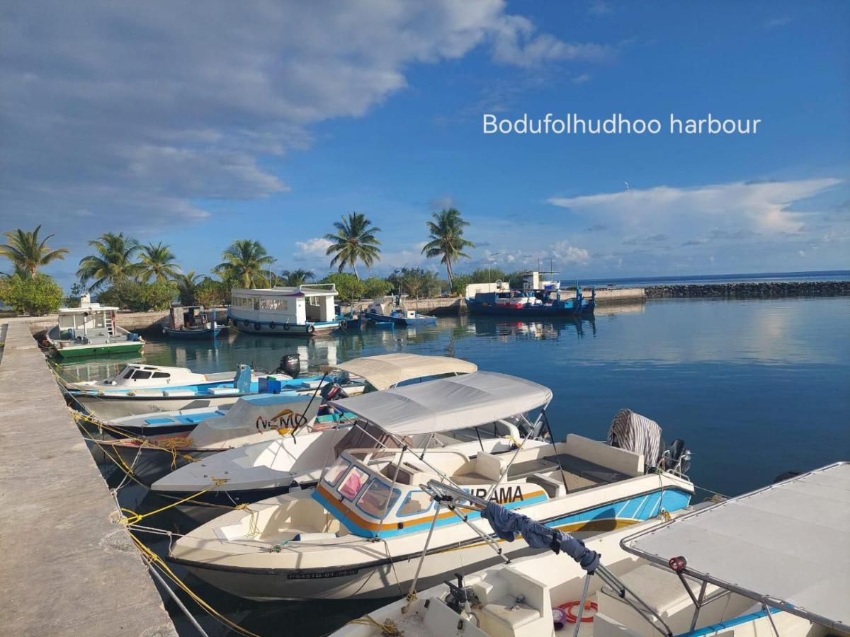 Surfretreat Hotell Bodufolhudhoo Exteriör bild