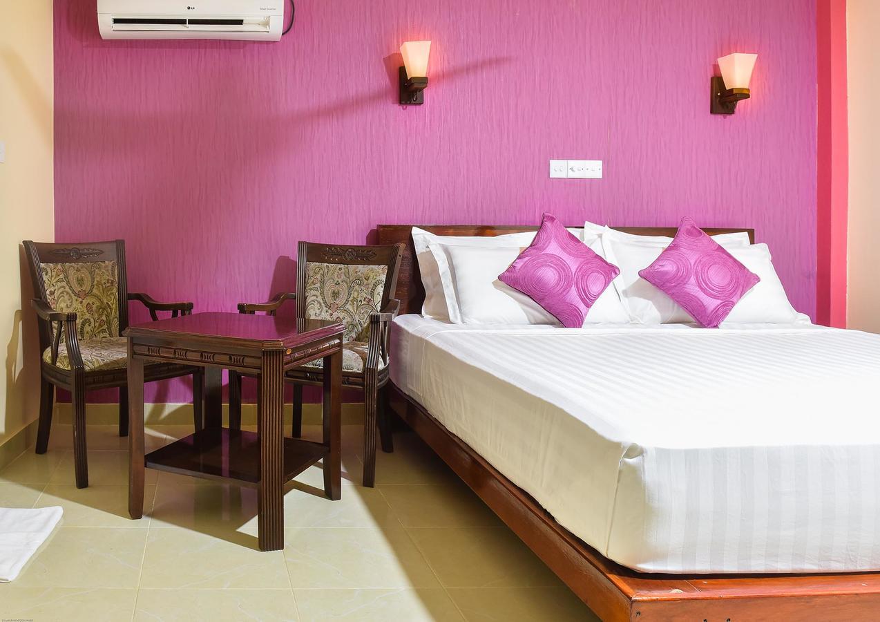 Surfretreat Hotell Bodufolhudhoo Exteriör bild
