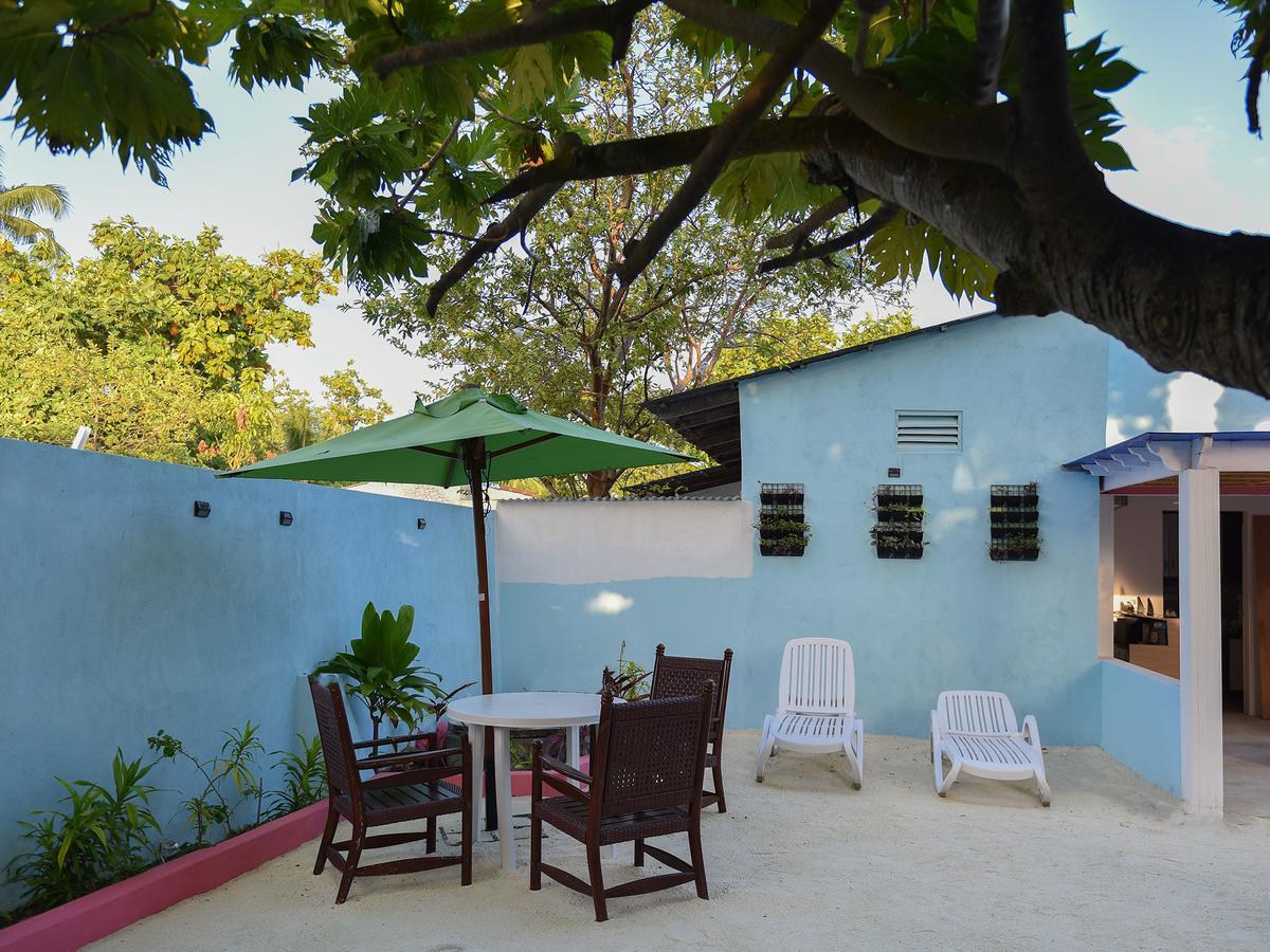 Surfretreat Hotell Bodufolhudhoo Exteriör bild